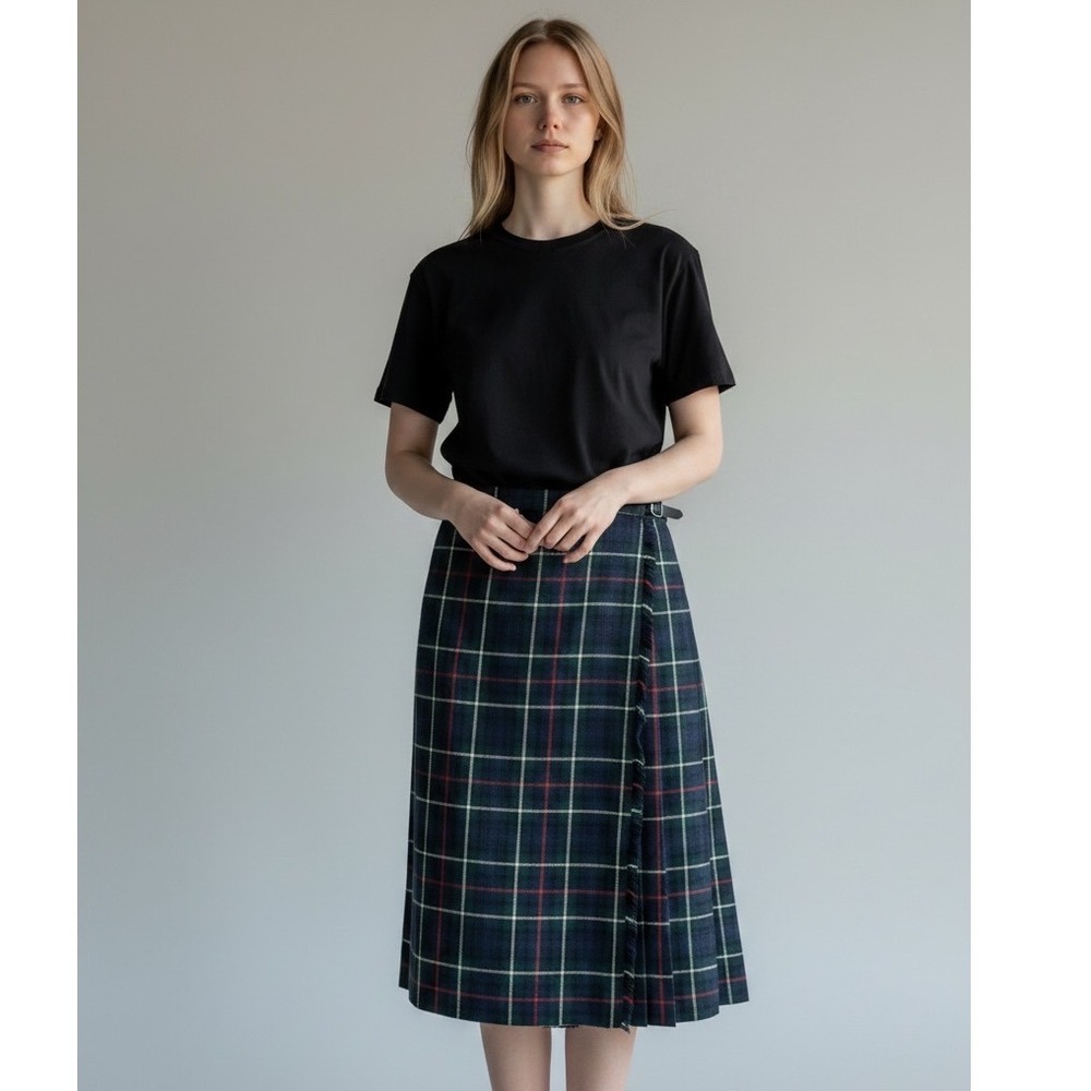 Scottish Clanwear Pure New Wool Tartan Plaid Kilt Skirt Made in UK Green Navy 16